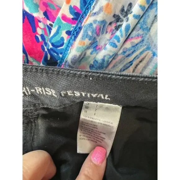 American Eagle Women's Black Wash Vintage Hi-Rise Festival Cut-Off Shorts Size 2 - Picture 5 of 5